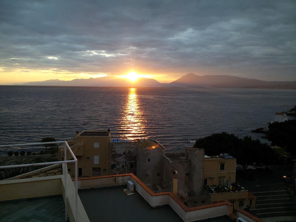 La Caletta Bed & Breakfast ซานตาฟลาวิอา ภายนอก รูปภาพ