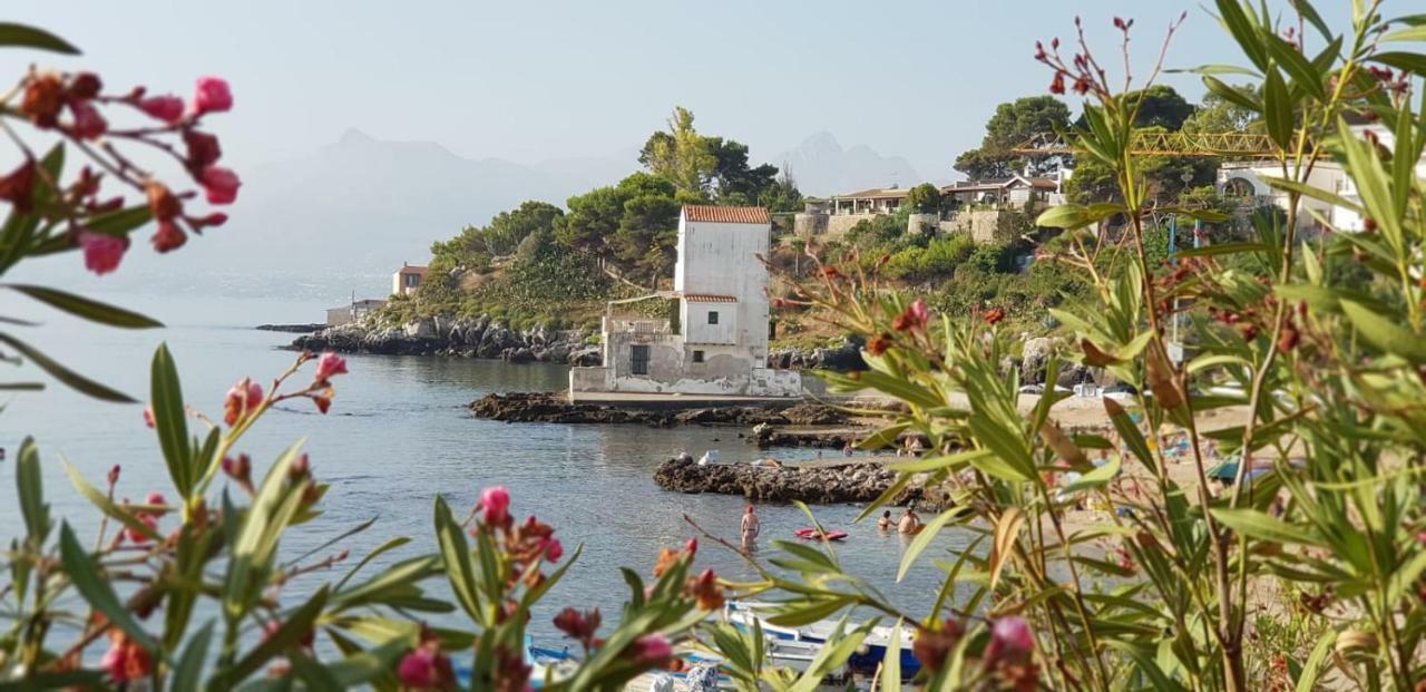 La Caletta Bed & Breakfast ซานตาฟลาวิอา ภายนอก รูปภาพ
